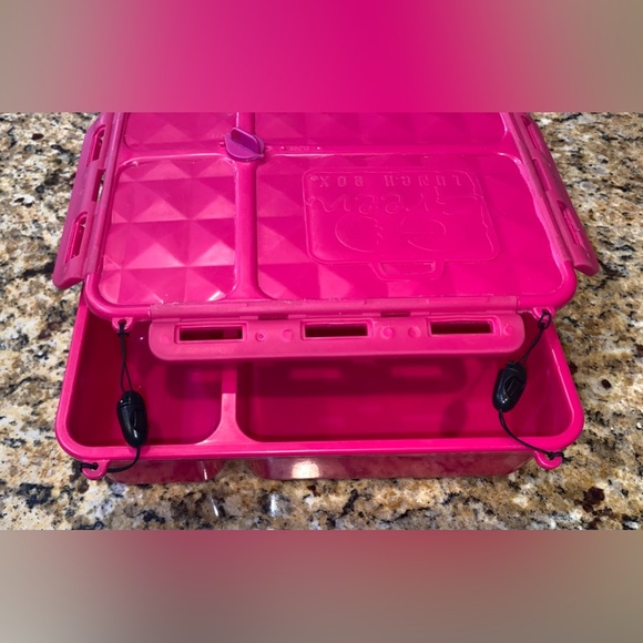 Pink Bento lunchbox. GoGreen. EUC. Leakproof - Picture 7 of 7